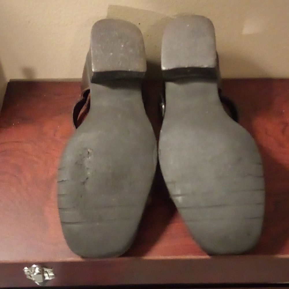 Artiva Leather Shoes - Size 6 - Picture 4 of 7